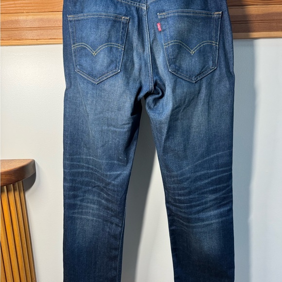 Men’s Levi Strauss & Co. 514 regular fit, W32 x L32 Medium wash - Picture 2 of 5